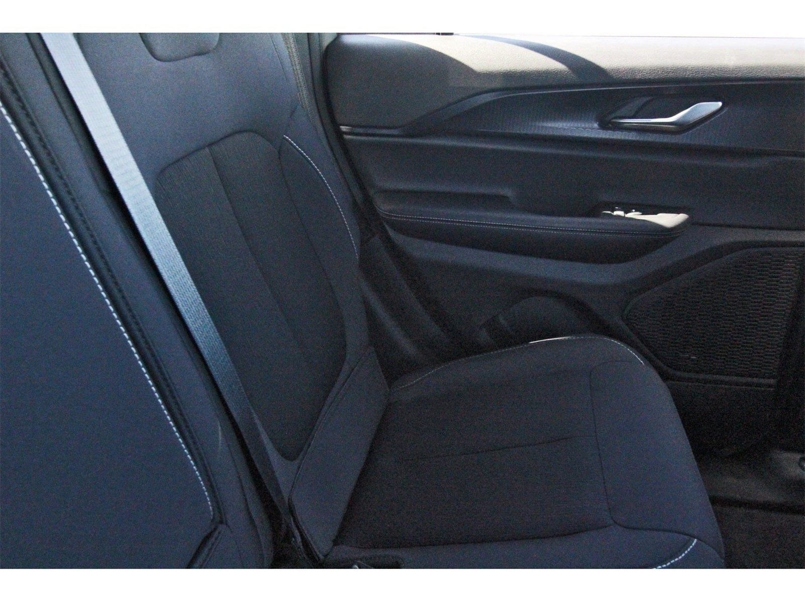 2025 Jeep Grand Cherokee Laredo X 4x2