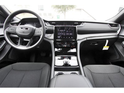 2026 Jeep Grand Cherokee Laredo X 4x2