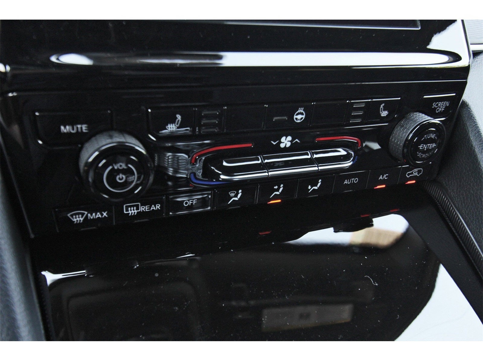 2025 Jeep Grand Cherokee Laredo X 4x2