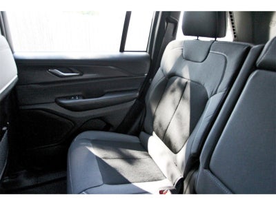 2025 Jeep Grand Cherokee Laredo X 4x2