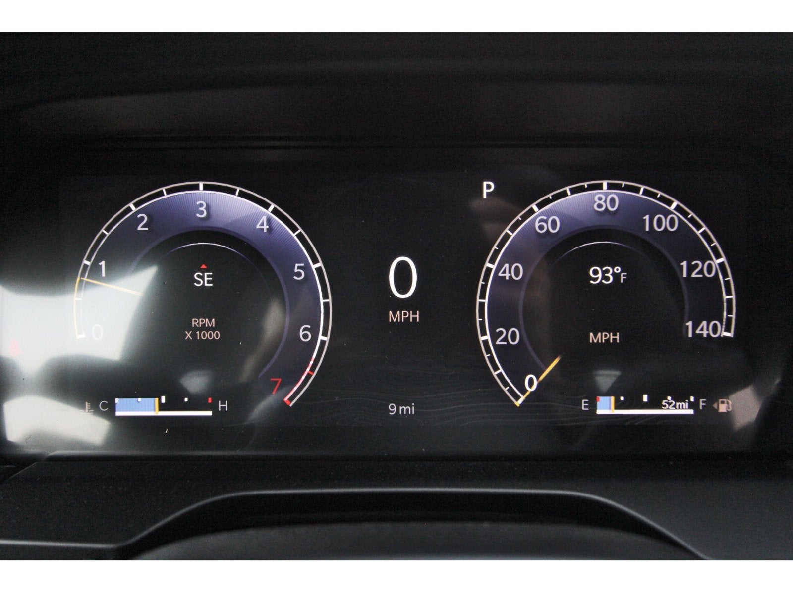 2027 Jeep Grand Cherokee Laredo X 4x2