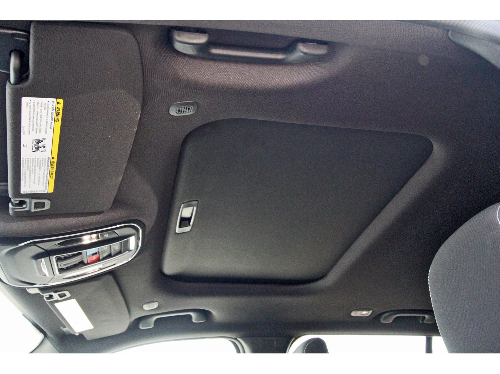 2027 Jeep Grand Cherokee Laredo X 4x2