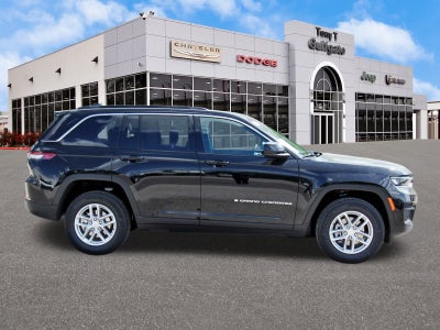 2025 Jeep Grand Cherokee Laredo X 4x2