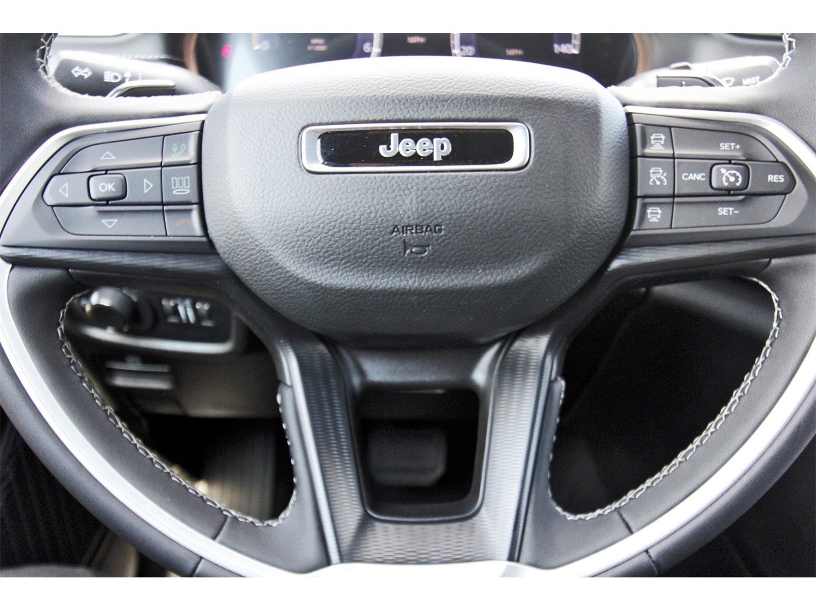 2025 Jeep Grand Cherokee Laredo X 4x2