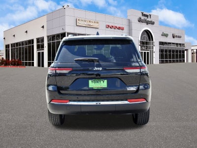 2025 Jeep Grand Cherokee Laredo X 4x2