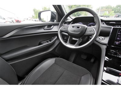 2025 Jeep Grand Cherokee Altitude X 4x2