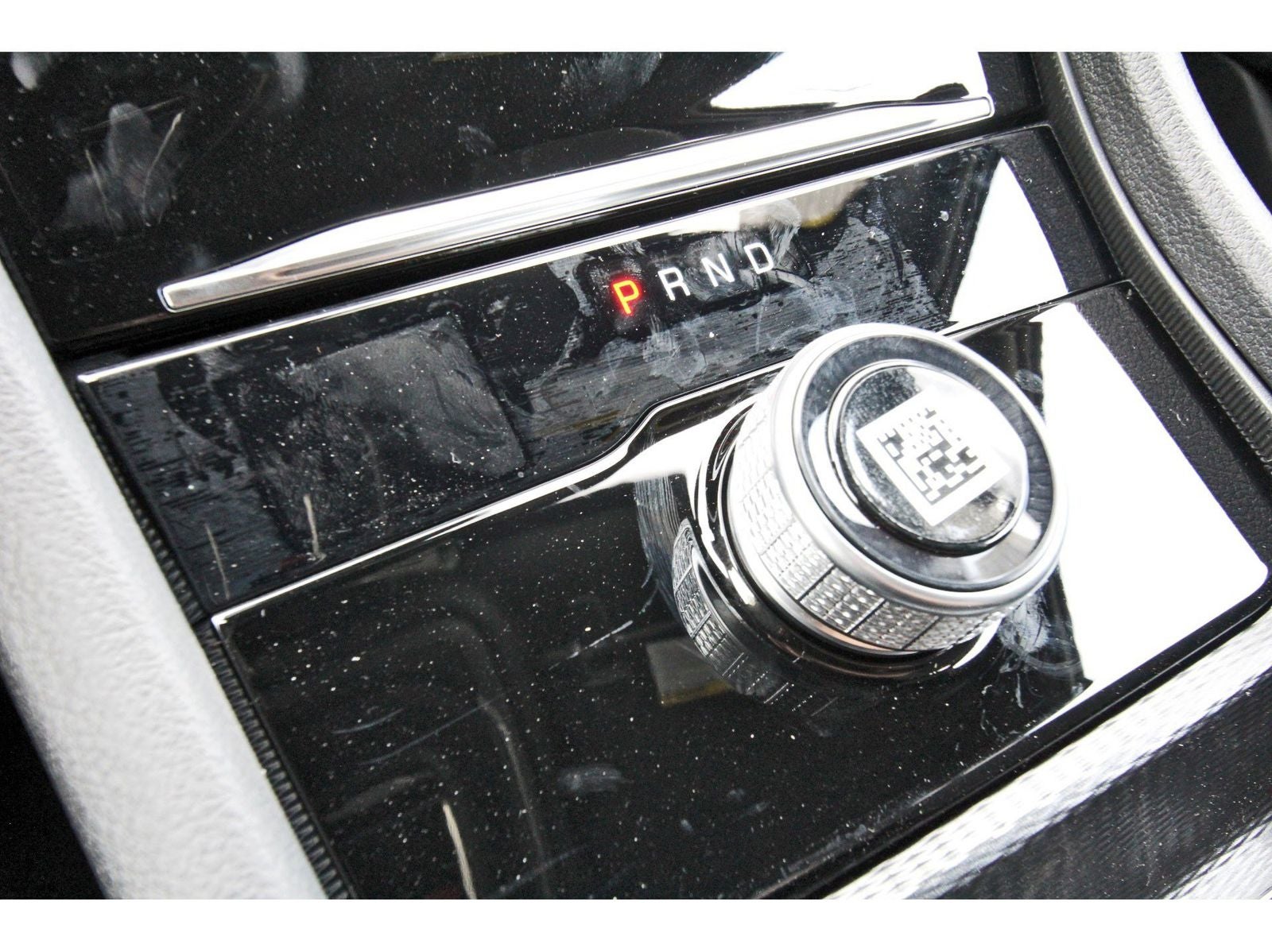 2026 Jeep Grand Cherokee Laredo 4x2