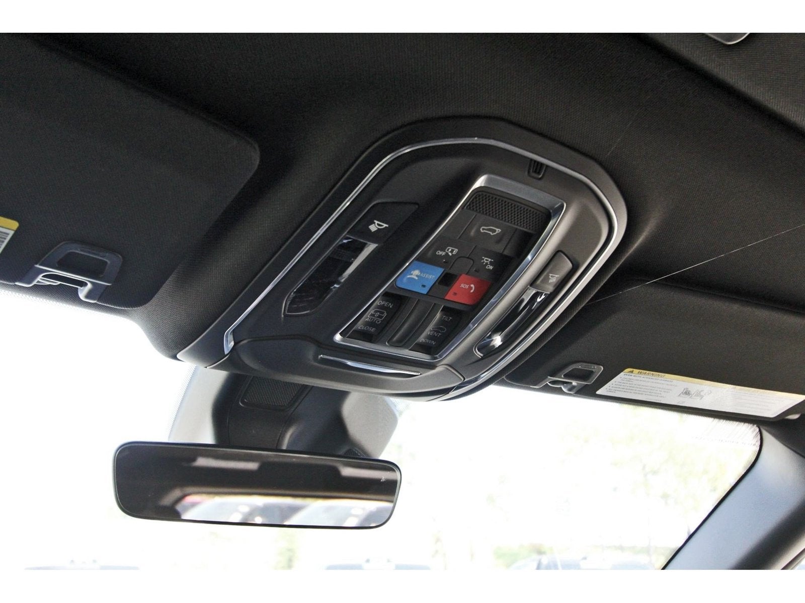 2027 Jeep Grand Cherokee Laredo Altitude 4x2 *Ltd Avail*