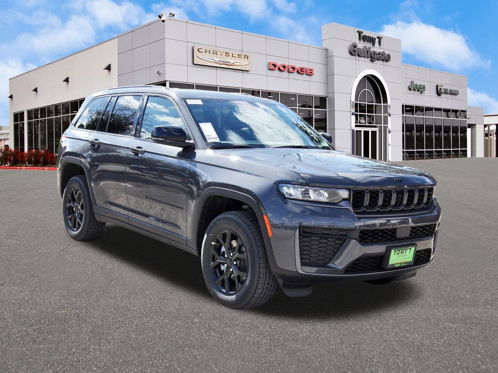 2026 Jeep Grand Cherokee Laredo Altitude 4x2