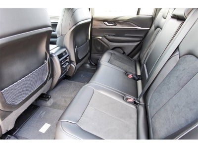 2026 Jeep Grand Cherokee Laredo Altitude 4x2