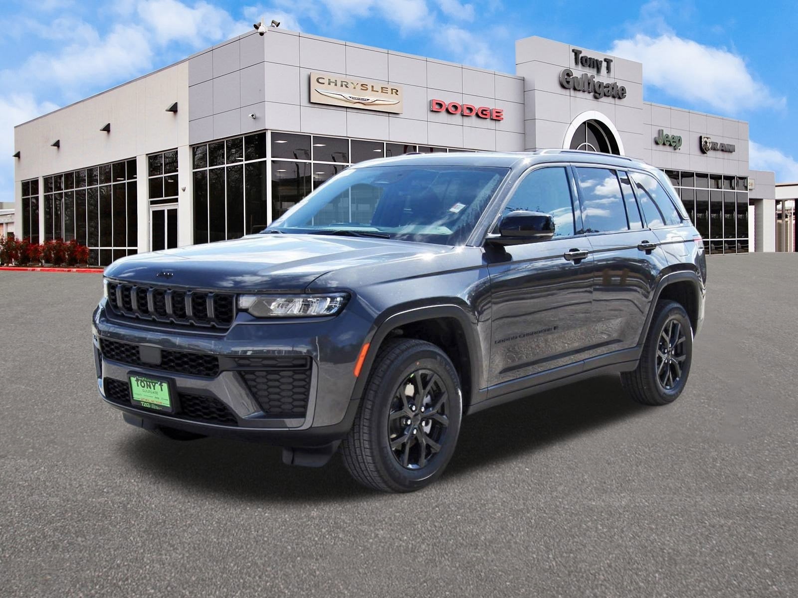 2026 Jeep Grand Cherokee Laredo Altitude 4x2