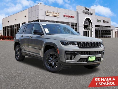 2027 Jeep Grand Cherokee Altitude Laredo 4x2 *Ltd Avail*