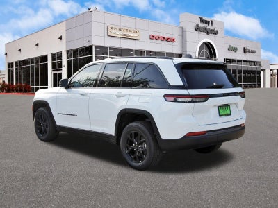 2026 Jeep Grand Cherokee Laredo