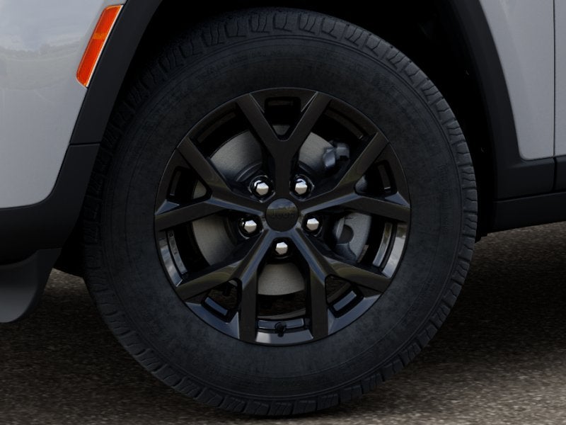 2026 Jeep Grand Cherokee Laredo Altitude 4x2