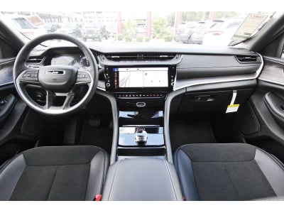 2027 Jeep Grand Cherokee Altitude Laredo 4x2 *Ltd Avail*