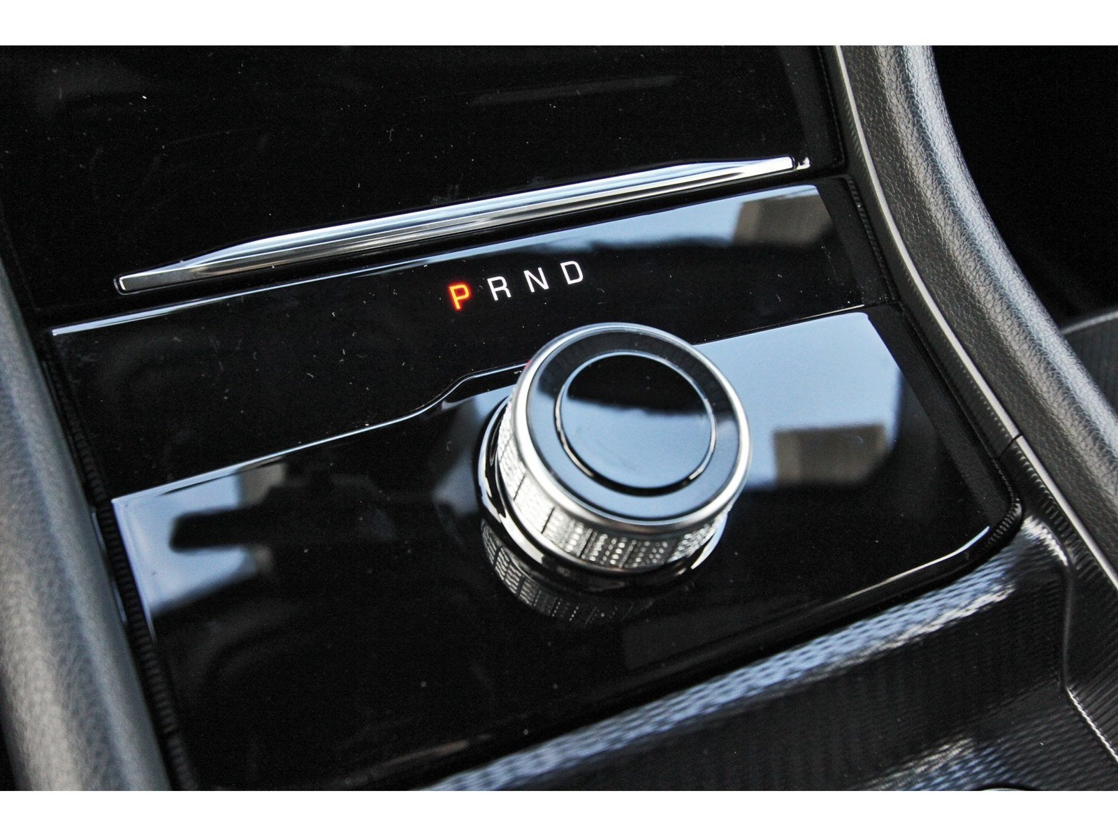 2027 Jeep Grand Cherokee Altitude Laredo 4x2 *Ltd Avail*
