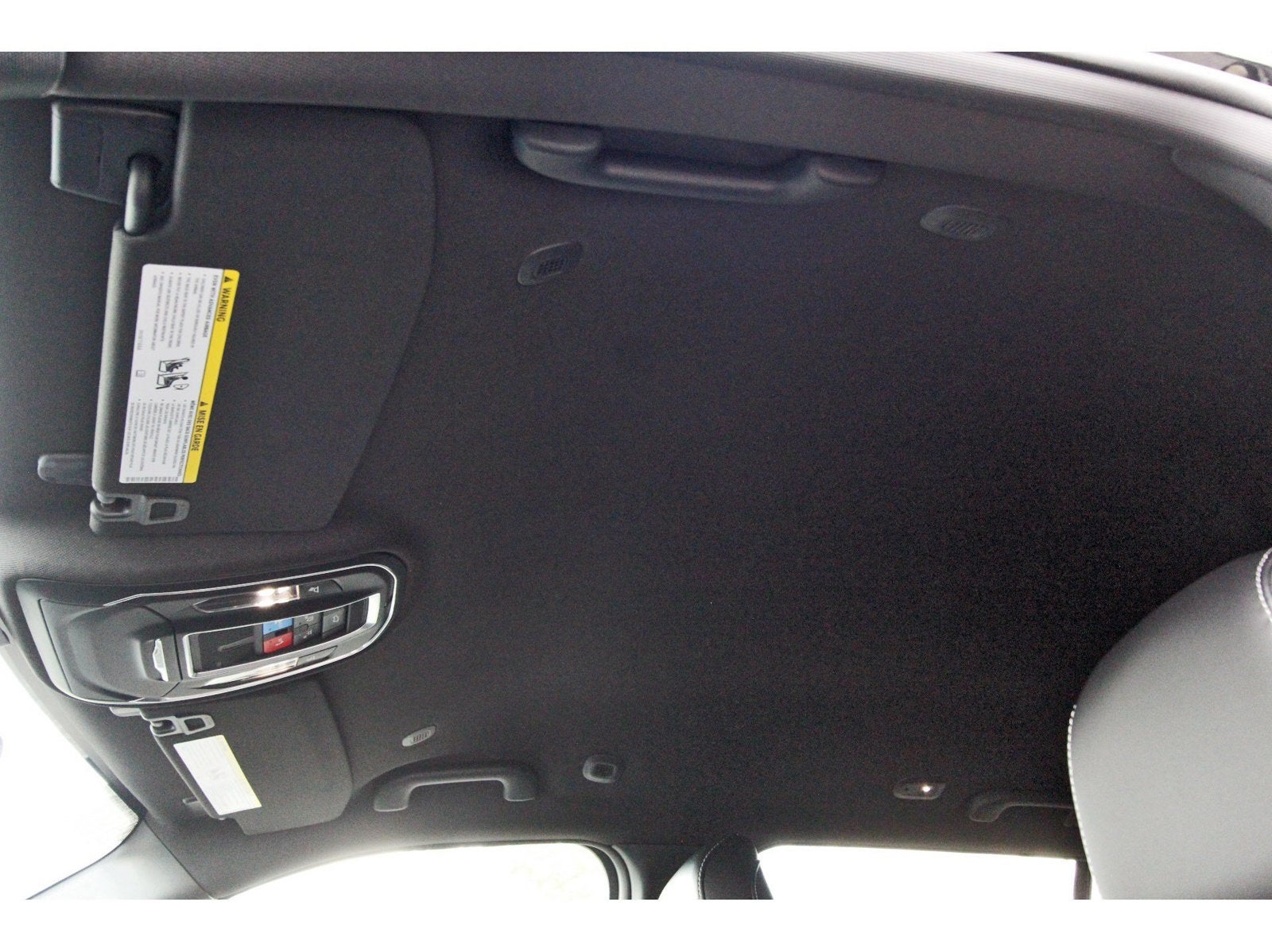 2027 Jeep Grand Cherokee Altitude Laredo 4x2 *Ltd Avail*
