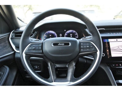 2027 Jeep Grand Cherokee Laredo Altitude 4x2 *Ltd Avail*
