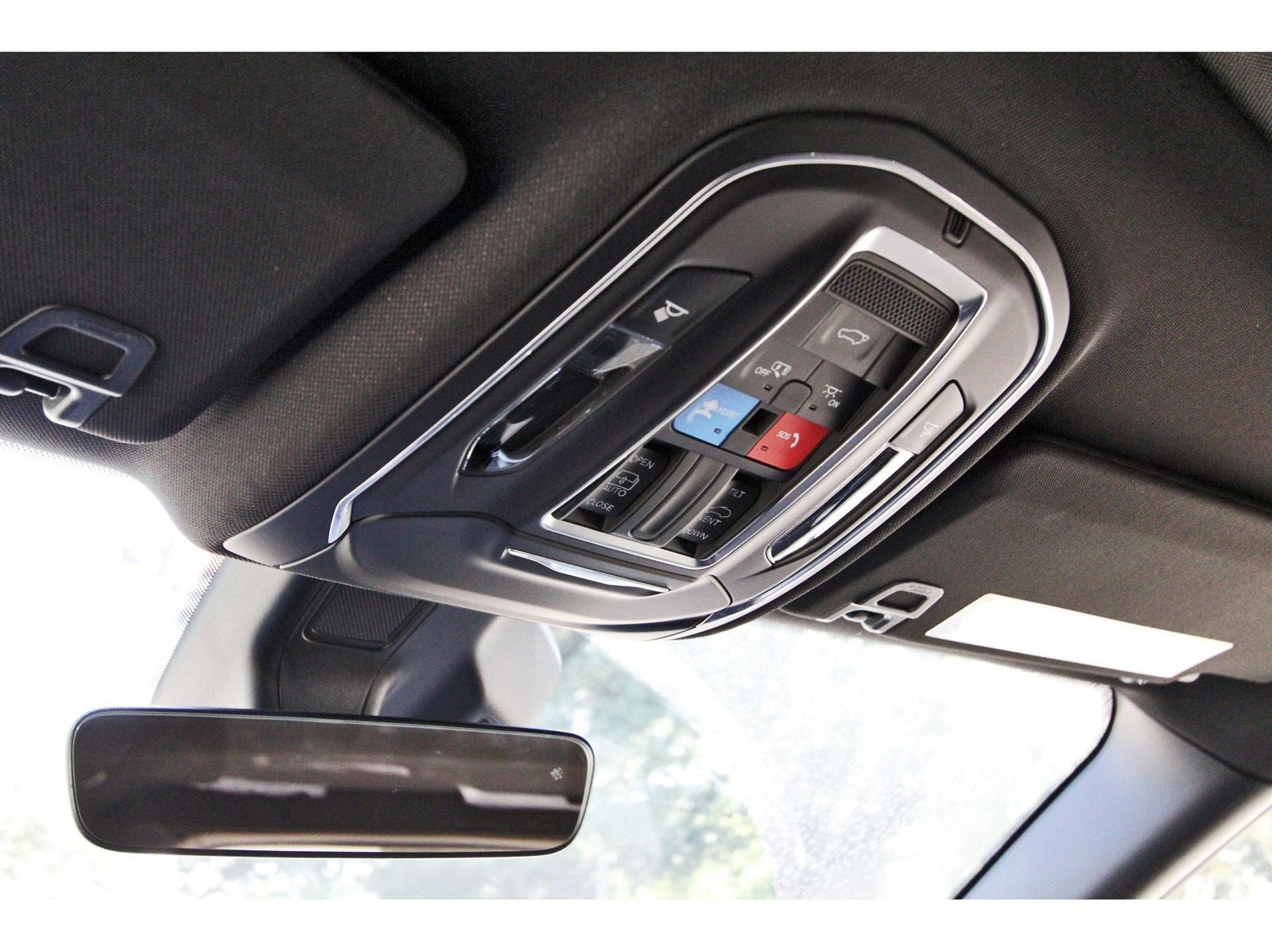 2026 Jeep Grand Cherokee Laredo Altitude 4x2