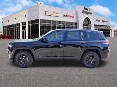 2026 Jeep Grand Cherokee Laredo Altitude 4x2