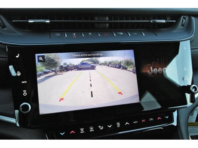 2027 Jeep Grand Cherokee Laredo Altitude 4x2 *Ltd Avail*