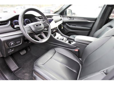 2025 Jeep Grand Cherokee Limited 4x2