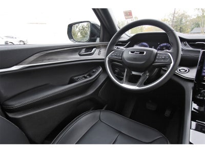 2025 Jeep Grand Cherokee Limited 4x2