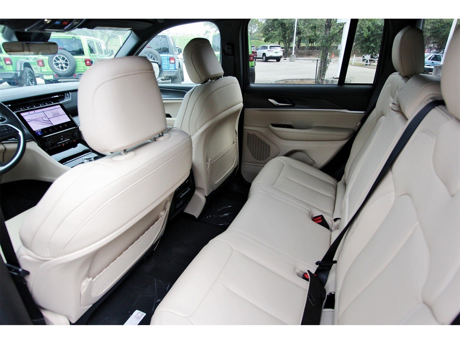 2025 Jeep Grand Cherokee Limited 4x2