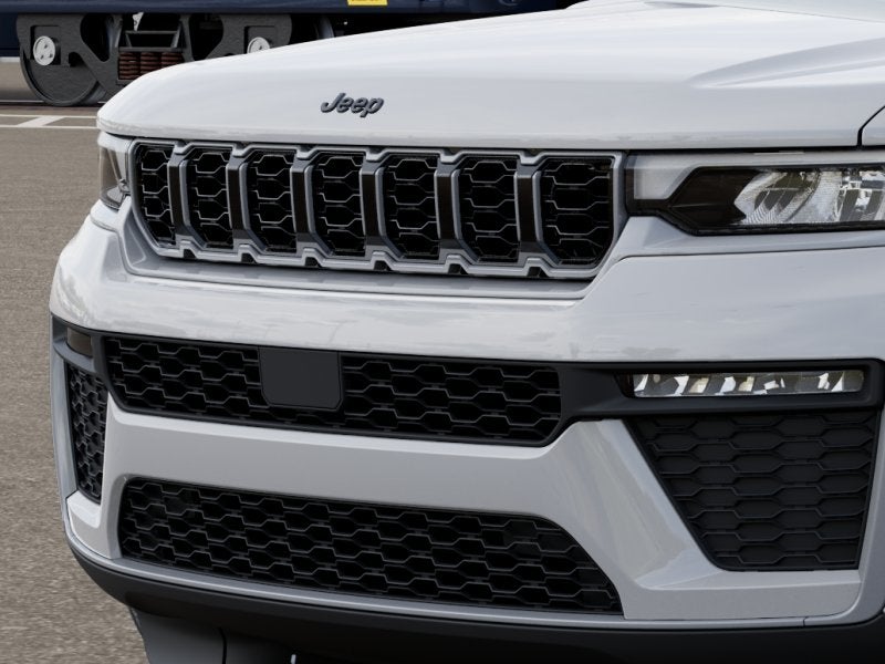 2026 Jeep Grand Cherokee Limited 4x2