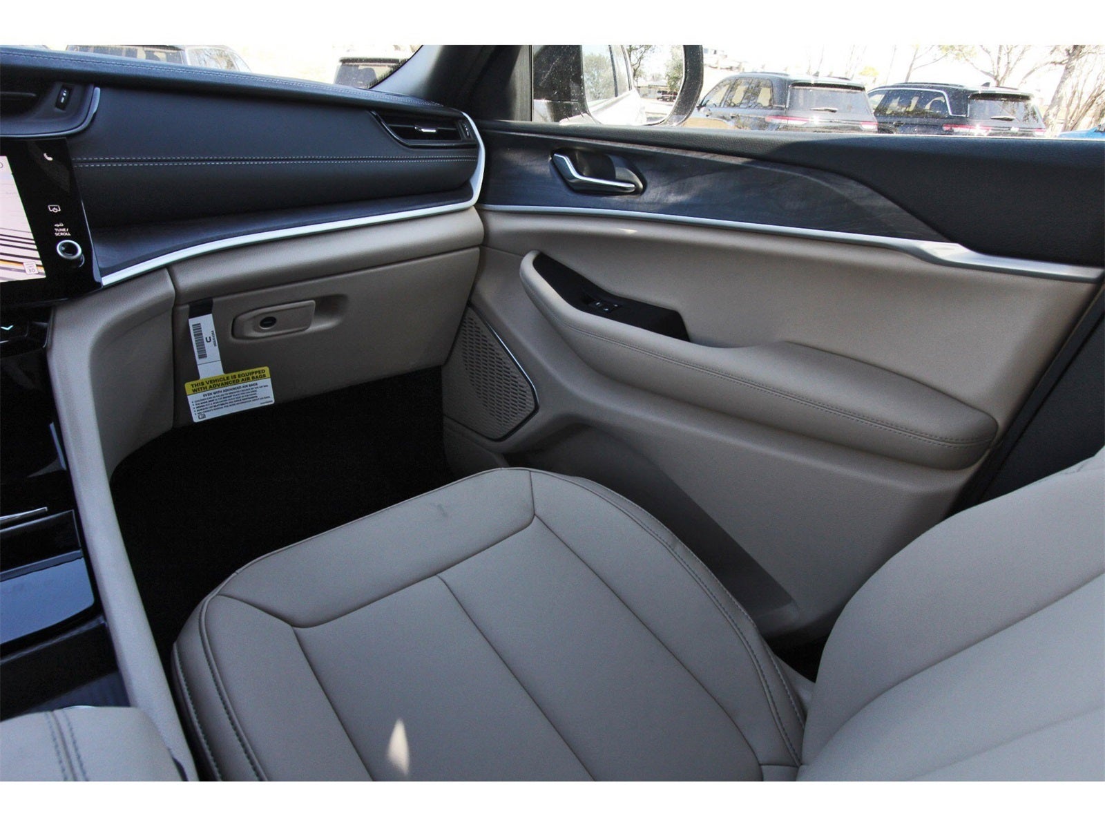 2026 Jeep Grand Cherokee Limited 4x2