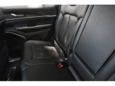 2026 Jeep Grand Cherokee Limited 4x2