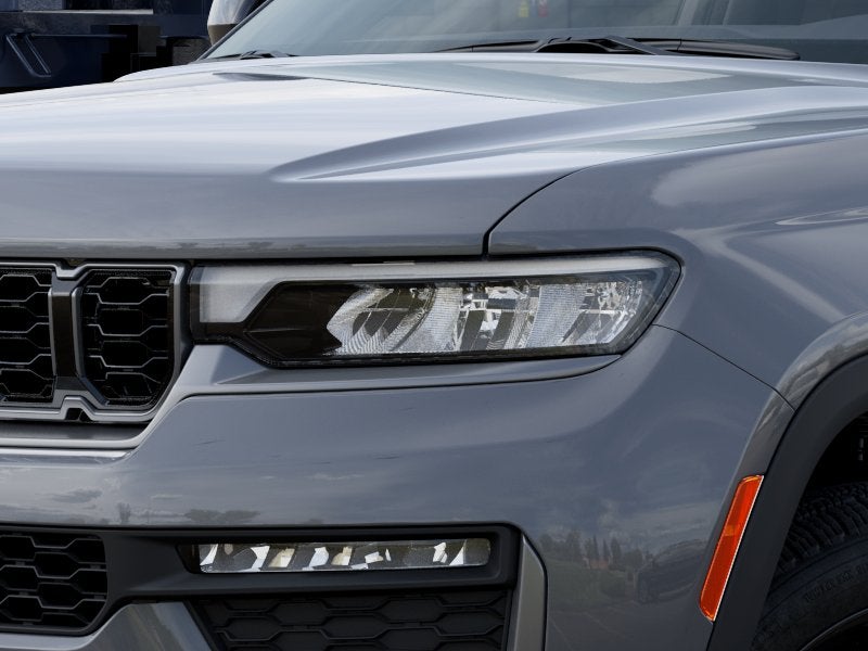 2027 Jeep Grand Cherokee Limited 4x2