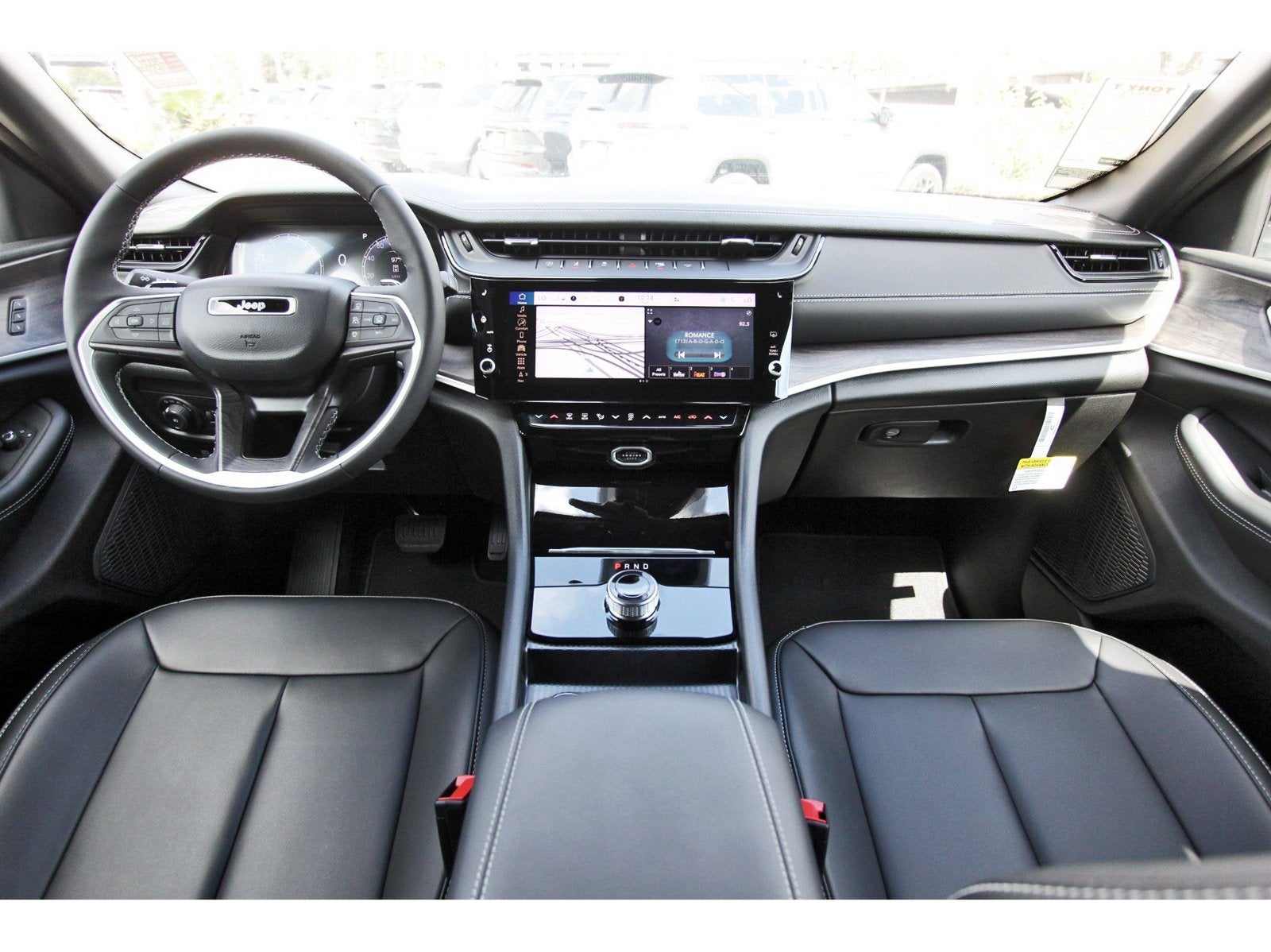 2027 Jeep Grand Cherokee Limited 4x2