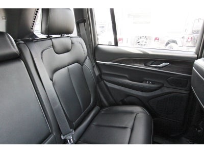 2027 Jeep Grand Cherokee Limited 4x2