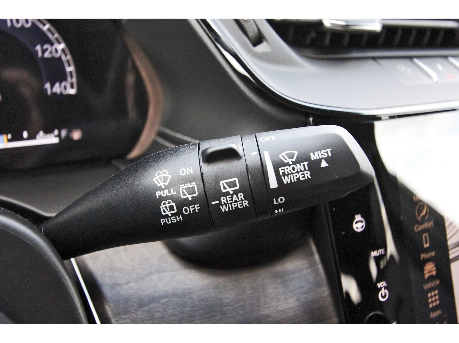 2027 Jeep Grand Cherokee Limited 4x2
