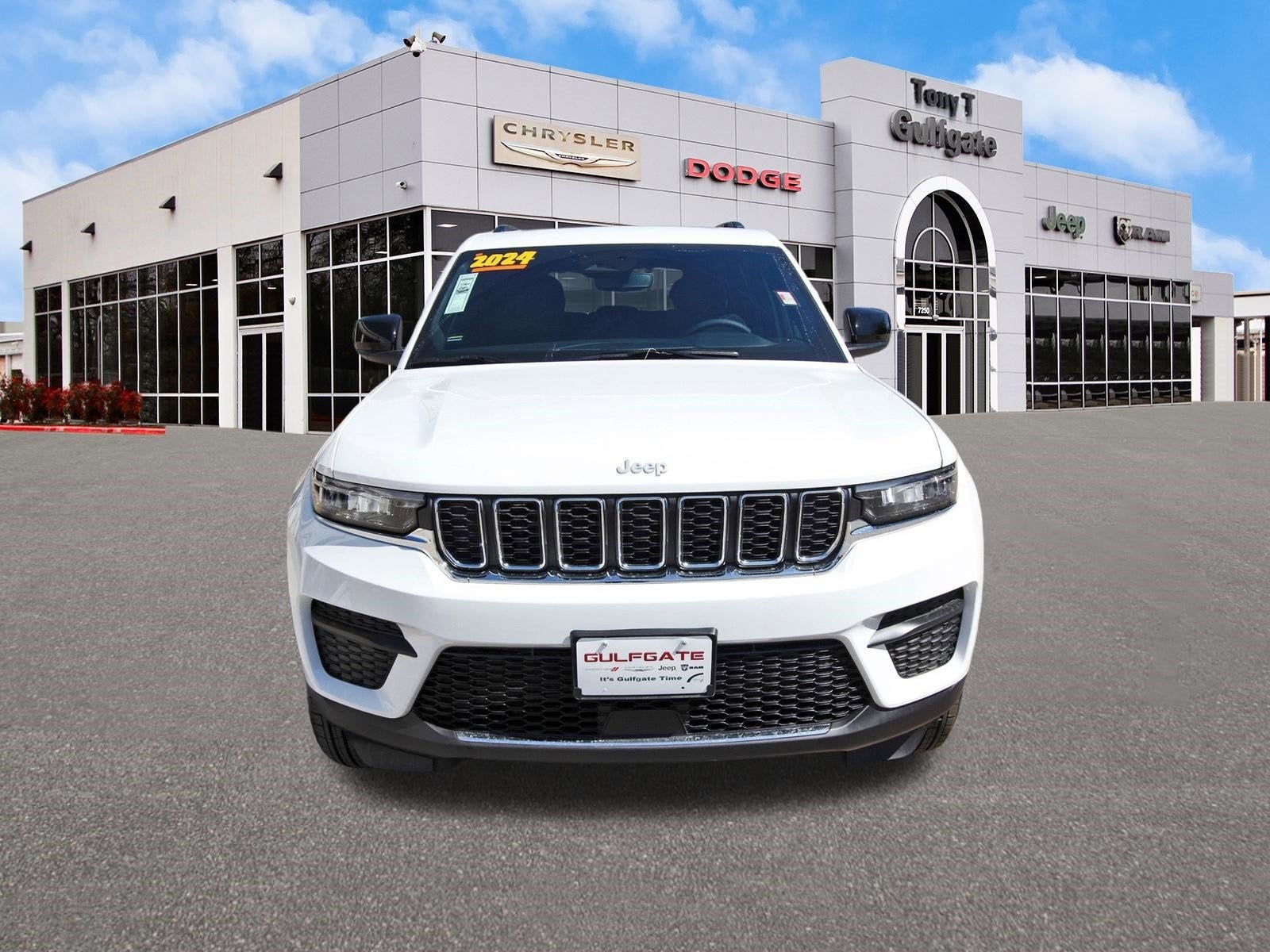 2024 Jeep Grand Cherokee Laredo X 4x4