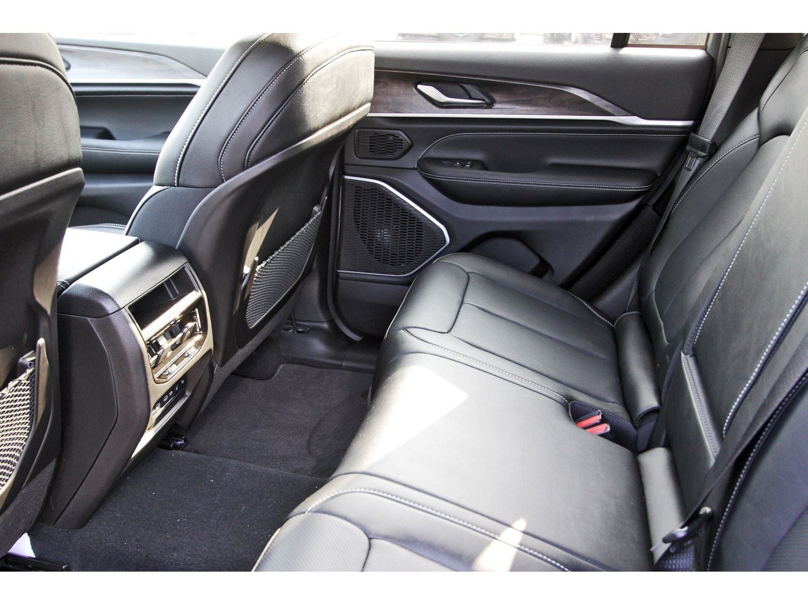 2026 Jeep Grand Cherokee Limited Reserve 4x4