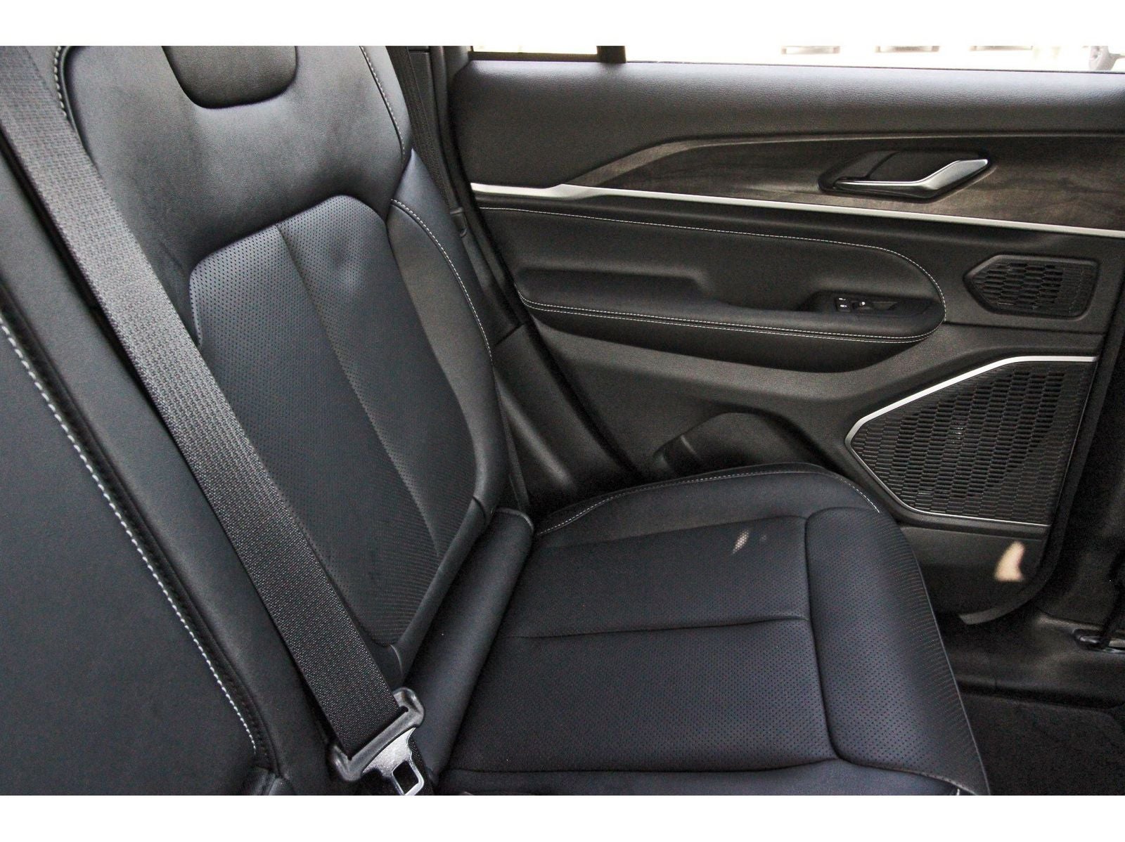 2026 Jeep Grand Cherokee Limited Reserve 4x4