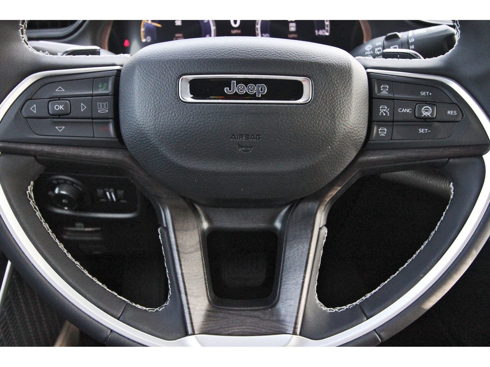 2026 Jeep Grand Cherokee Limited Reserve 4x4