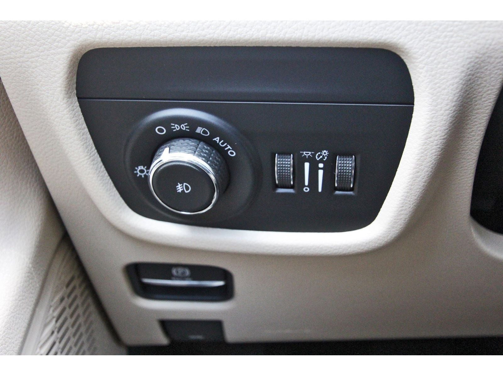 2026 Jeep Grand Cherokee Limited 4x4