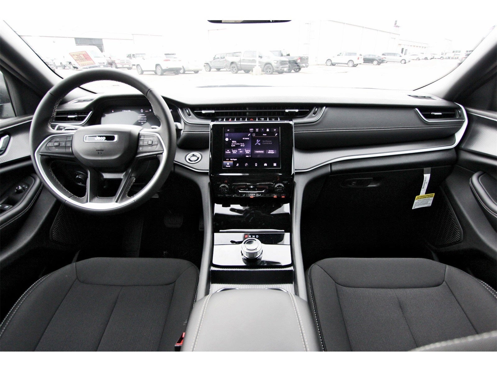 2025 Jeep Grand Cherokee L Laredo X 4x2