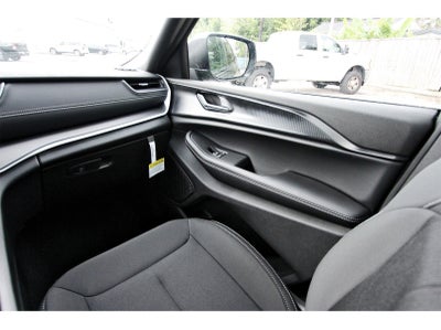 2025 Jeep Grand Cherokee L Laredo X 4x2