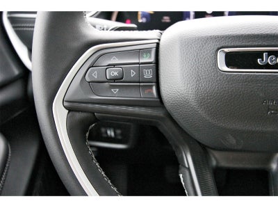 2025 Jeep Grand Cherokee L Laredo X 4x2