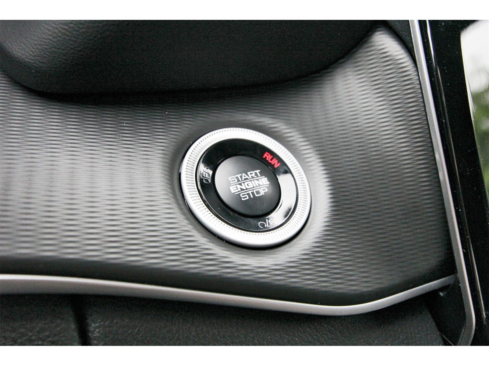 2025 Jeep Grand Cherokee L Laredo X 4x2