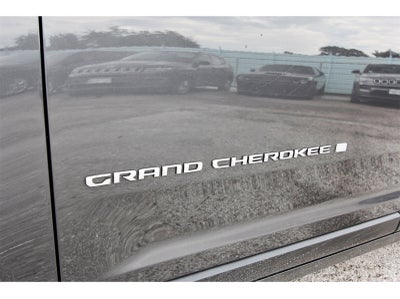 2025 Jeep Grand Cherokee L Laredo X 4x2
