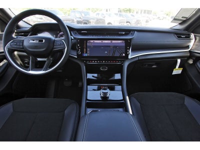 2026 Jeep Grand Cherokee L Laredo Altitude 4x2