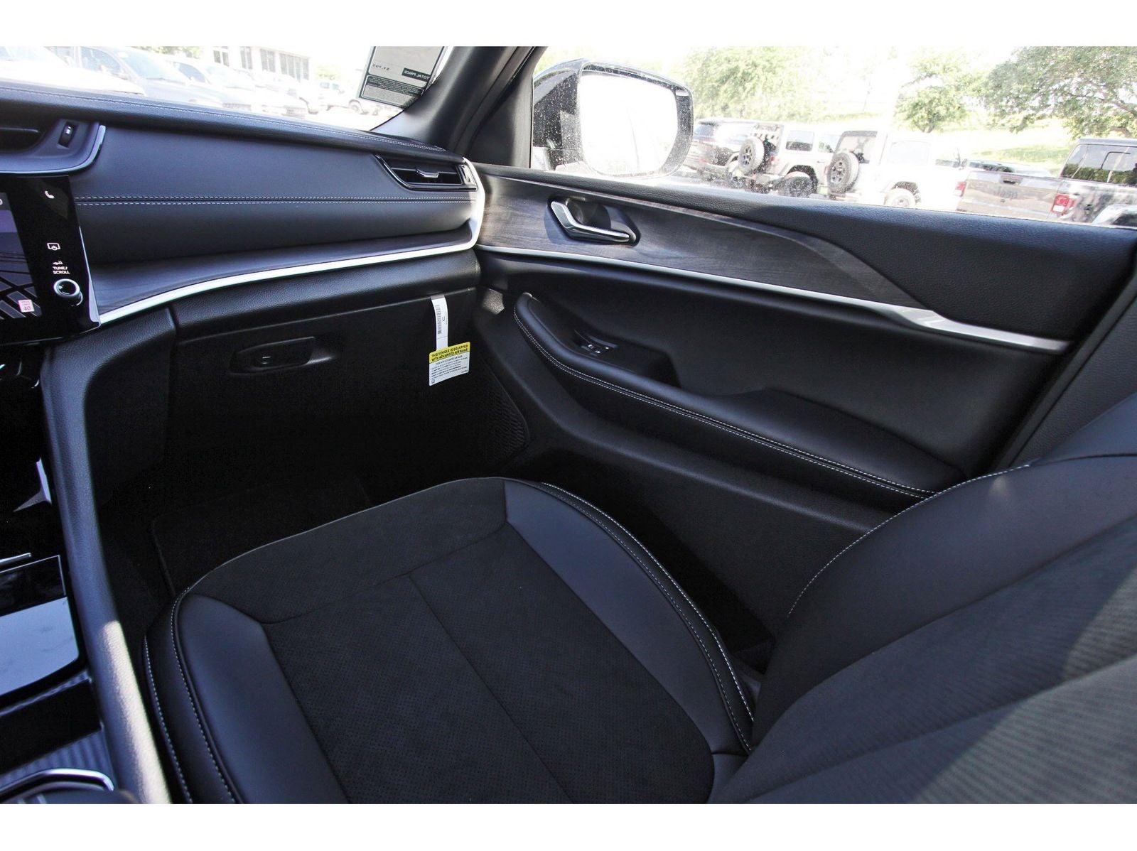 2026 Jeep Grand Cherokee L Laredo Altitude 4x2