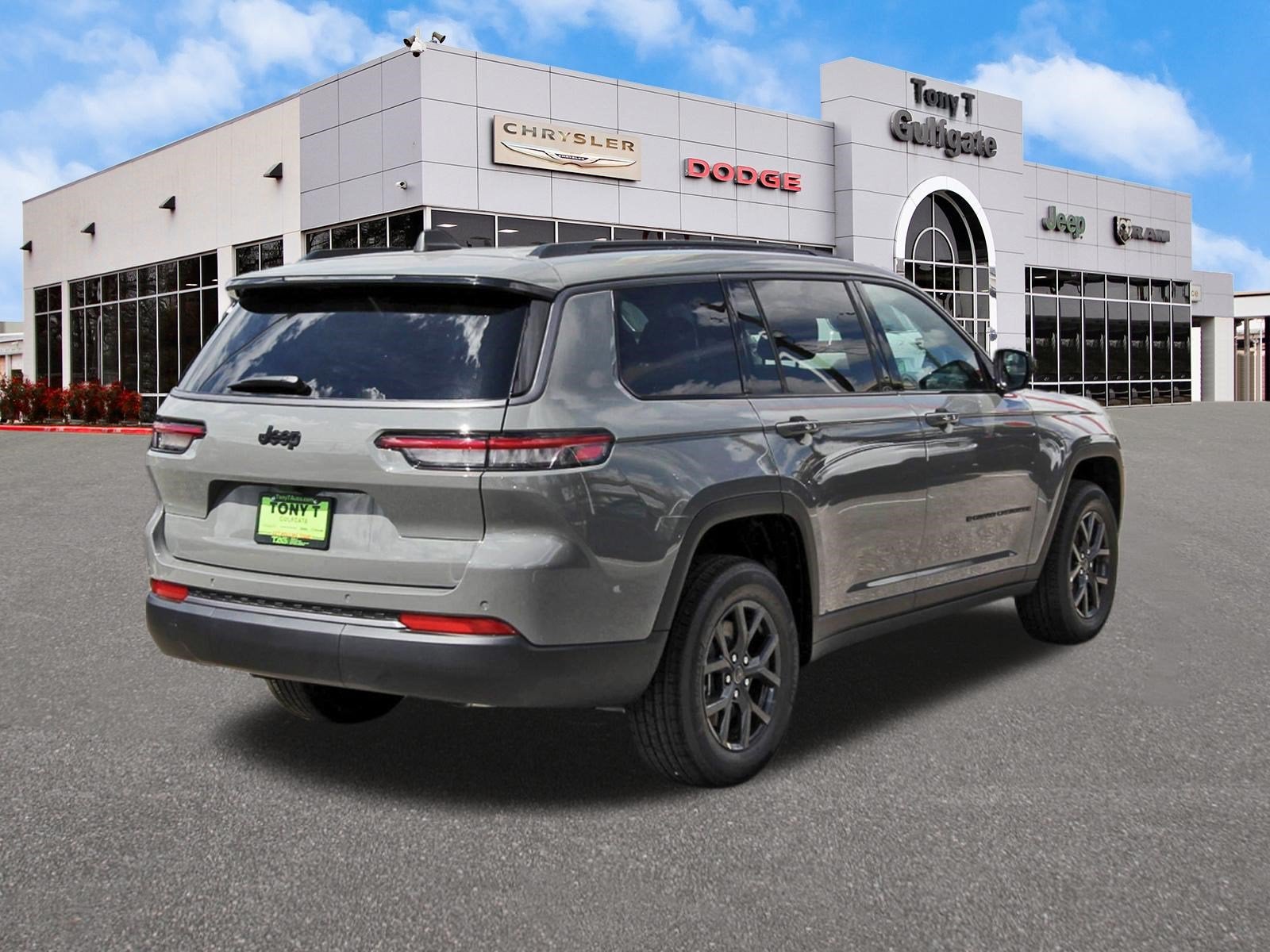 2027 Jeep Grand Cherokee L Laredo Altitude 4x2 *Ltd Avail*