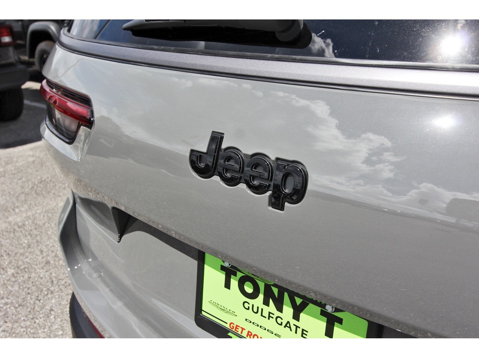 2027 Jeep Grand Cherokee L Laredo Altitude 4x2 *Ltd Avail*
