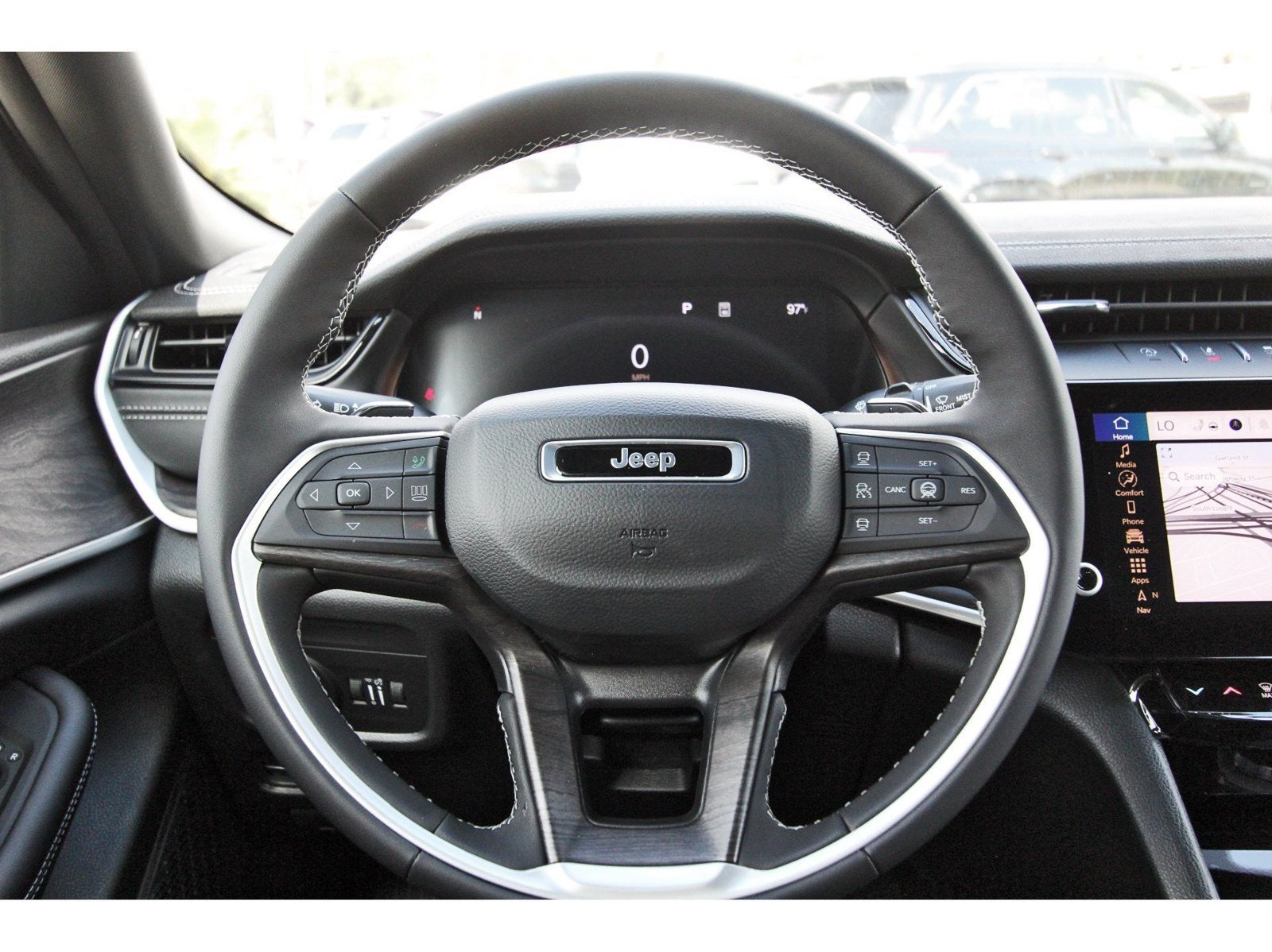 2027 Jeep Grand Cherokee L Laredo Altitude 4x2 *Ltd Avail*